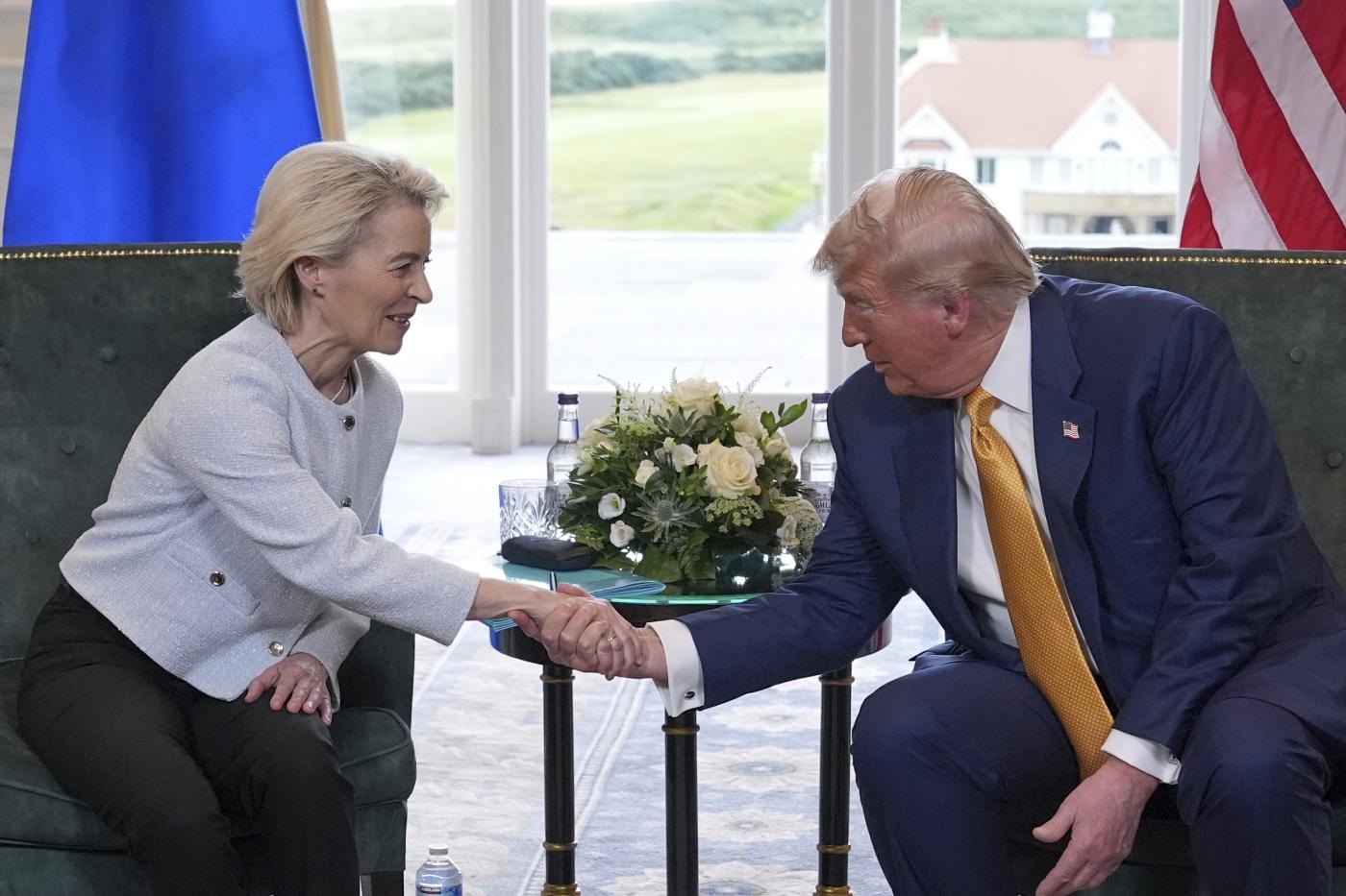 Game Over voor het Westen: De EU buigt voor de VS op het gebied van tarieven, Europa geeft zich over aan Trump