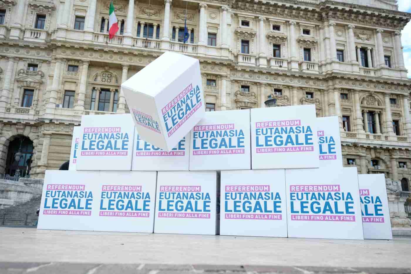 Fin de vie, l'ombre de l'inconstitutionnalité sur le texte majoritaire