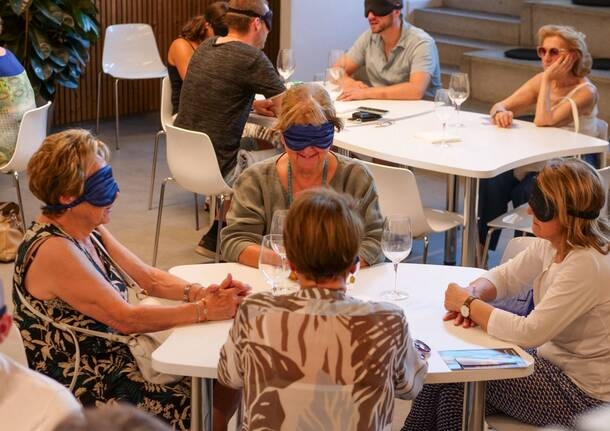 Castronno - Lezzet karanlığı aydınlattığında: Slow Food'un Materia'daki duyusal deneyimi - - Varese Haberleri