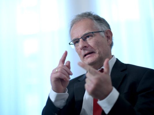 Marterbauer quer intensificar o combate à fraude