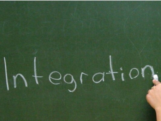 Assistenza sociale: la "fase di integrazione" dovrebbe riguardare tutti