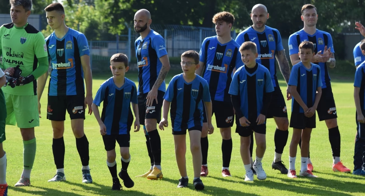 JKS Krosno'da kazandı! Coşku olabilirdi ama hala öfke var. Yeşil masa şampiyonu – üçüncü lige terfi ile – Sokół Kolbuszowa Dolna olacak
