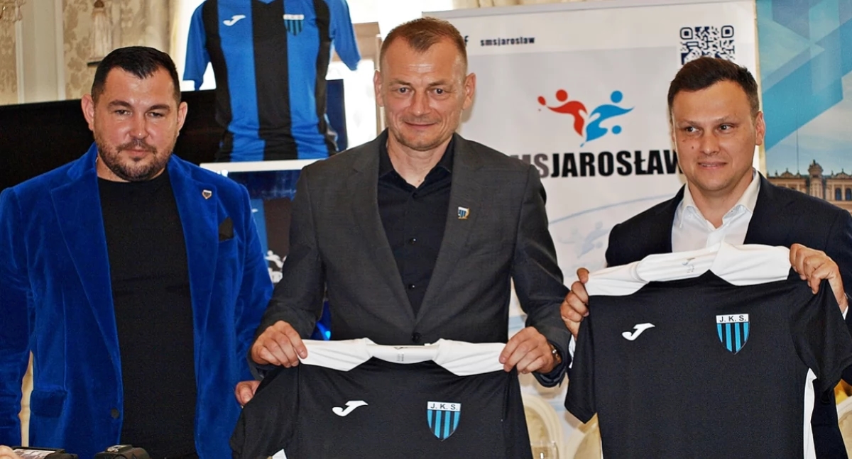 Hot summer in Jarosław. Bogdan Zając said goodbye to his job
