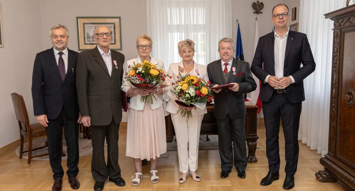 Una celebración del amor y el apoyo mutuo.