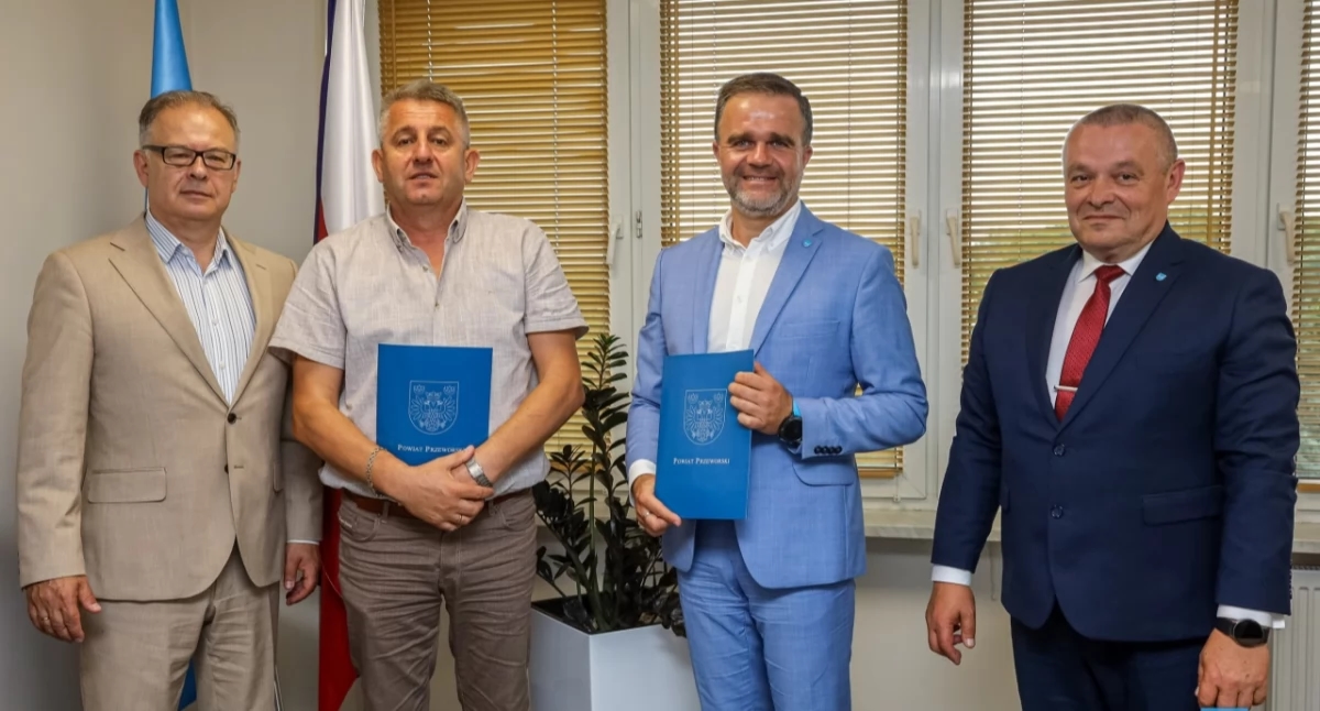 Lokale overheden dragen de helft bij aan de renovatie van de weg