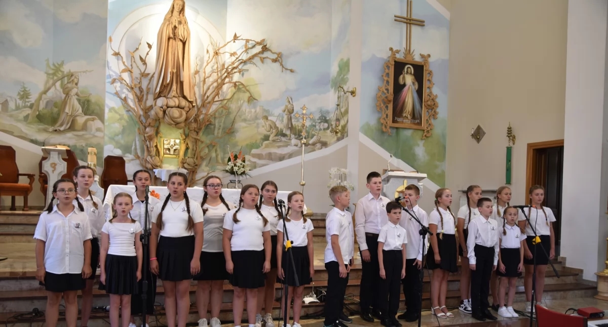 Concierto patriótico en Rozbórz en homenaje a los participantes del Levantamiento de Varsovia [FOTOS]