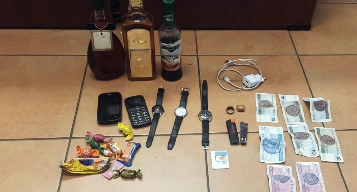 Włamał się i okradł. Po wszystkim urządził sobie drzemkę w stodole po sąsiedzku