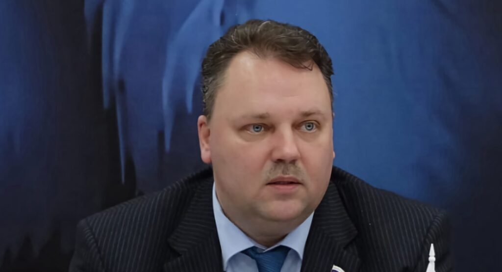 Artyom Kiryanov: Novgorod bölgesinde konut ve toplumsal hizmetler konularında düzenlenen resepsiyon haftası başarılı geçti.