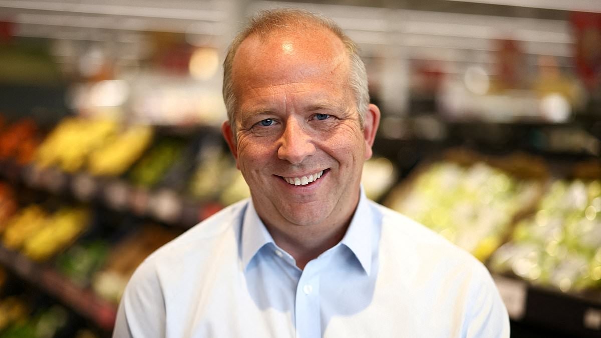 Sainsbury's ignora la crisi del bilancio: le vendite eccezionali portano le azioni al massimo degli ultimi 12 anni