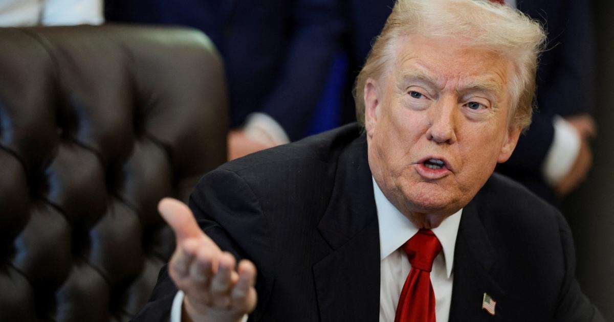 Yüksek Mahkeme, Trump'a doğumda atanan cinsiyete uymayan pasaportları yasaklama yetkisi verdi