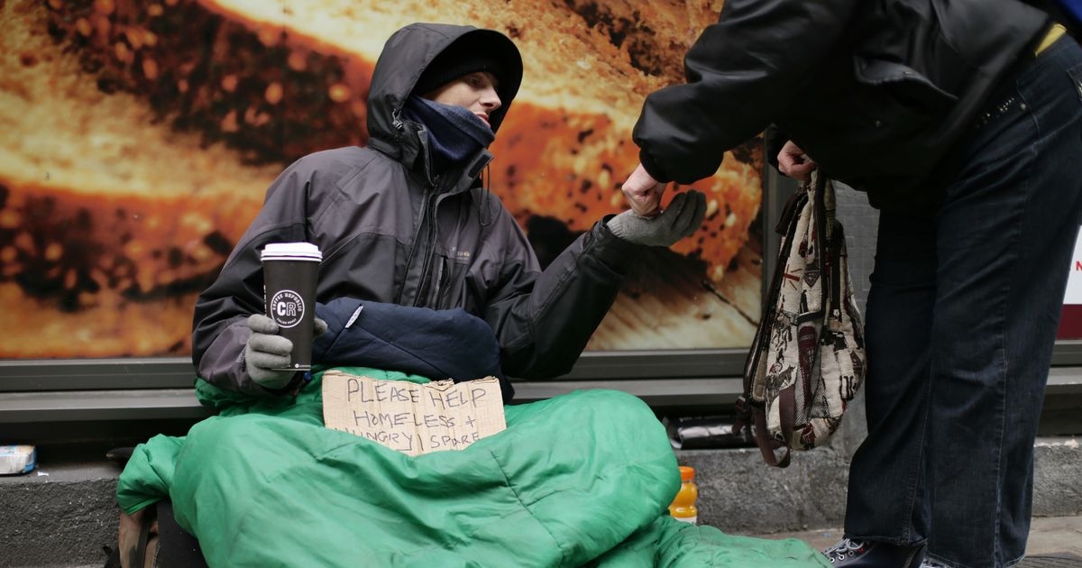 Casi 300.000 familias «experimentan las peores formas de sinhogarismo», según un importante informe.