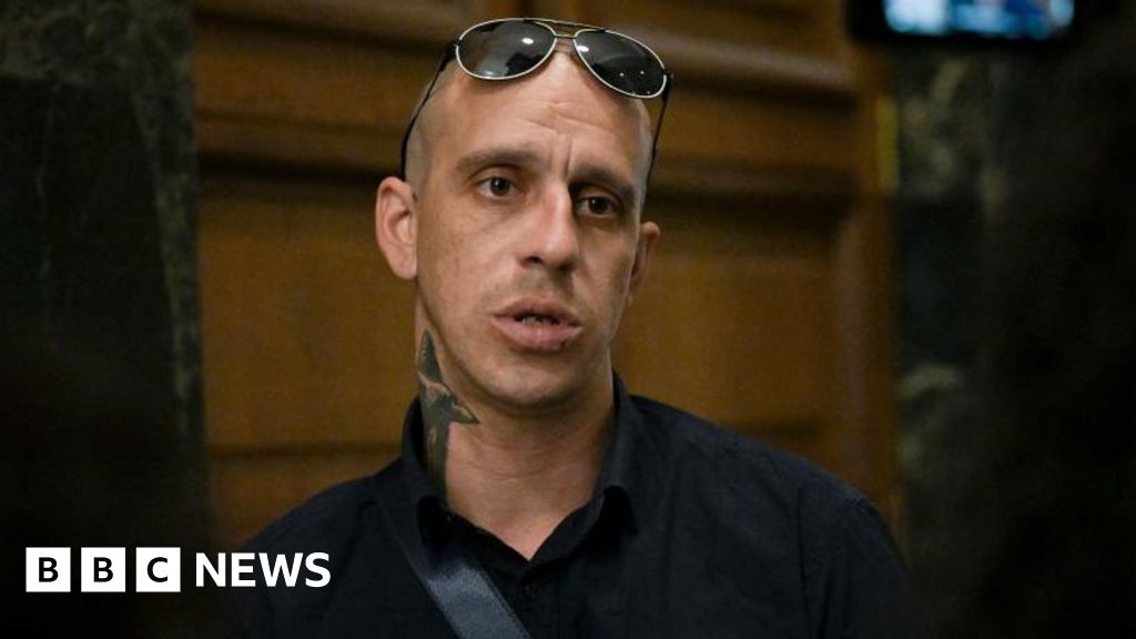 Рука Москвы? Мужчины осуждены за вандализм по делу о гибридной войне во Франции