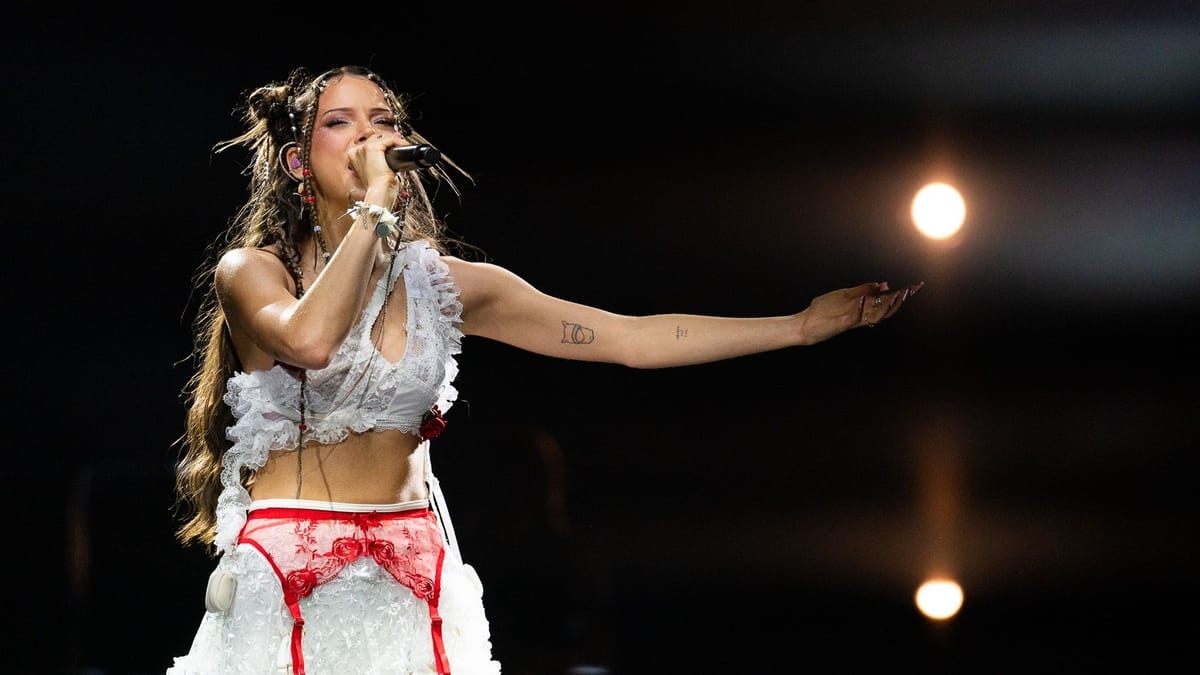 Nina Chuba, Münih Olimpiyat Salonu'nda muhteşem bir gösteriyle heyecan yarattı