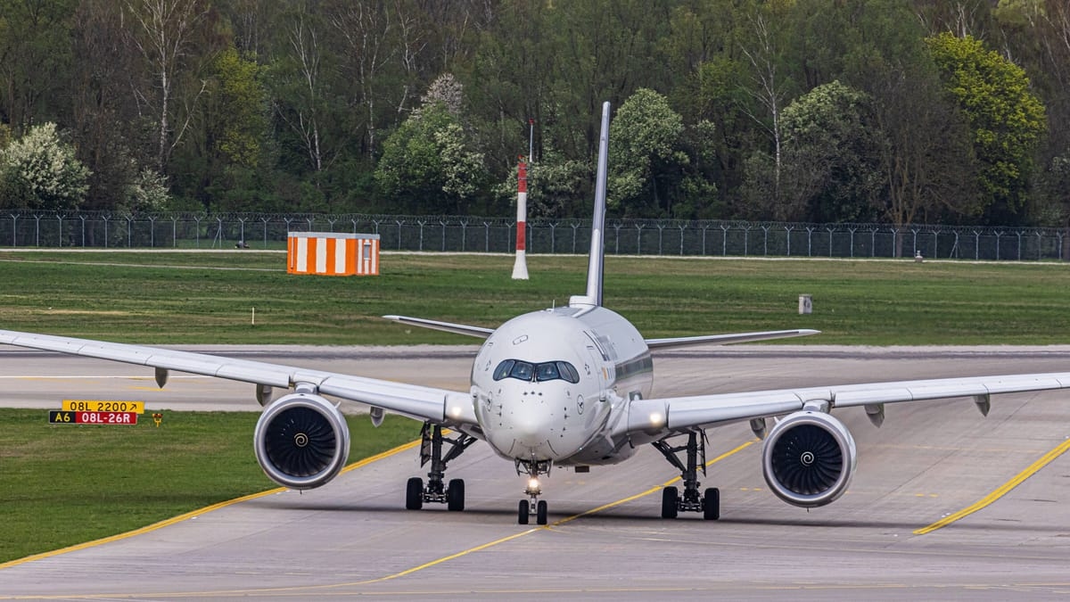 Vol Munich-Riyad fait demi-tour : un hublot endommagé oblige un A350 à rentrer.