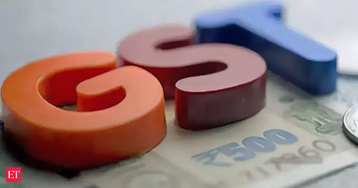 Toptan kesintilere rağmen GST tahsilatı parlıyor; Hükümet bütçe tahminlerinden marjinal bir açık öngörüyor, Ekim rakamları konusunda iyimser