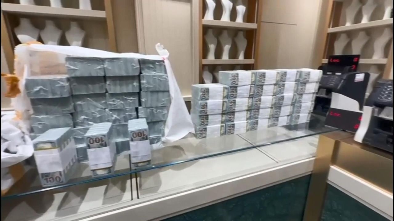 Segunda ola de operaciones contra sospechosos de blanquear dinero obtenido mediante transacciones ficticias utilizando dispositivos POS en Laleli