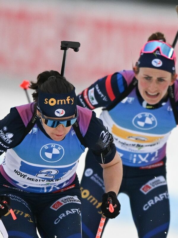 La biatleta Julia Simon ha sido suspendida de competiciones y entrenamientos tras su fraude con tarjeta de crédito.