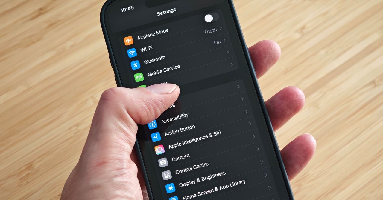 25 kluczowych ustawień iPhone'a do zmiany (2025)