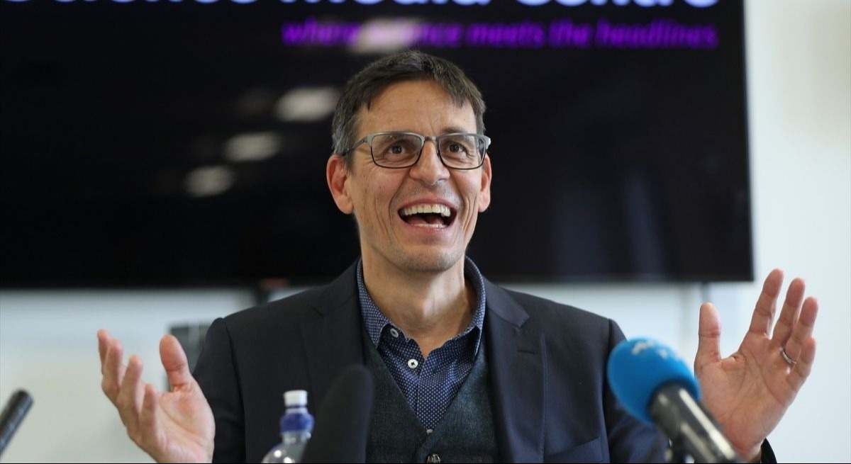 Didier Queloz, premio Nobel per la fisica: "L'universo è stato generoso con noi perché..."