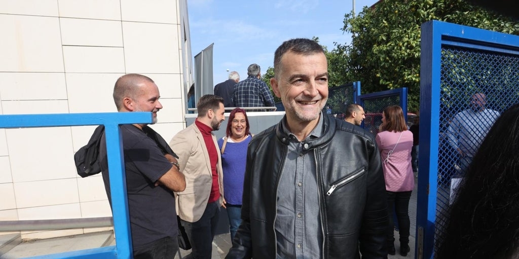 IU roept Podemos op om een verenigde linkse kandidatuur voor de algemene verkiezingen te versnellen