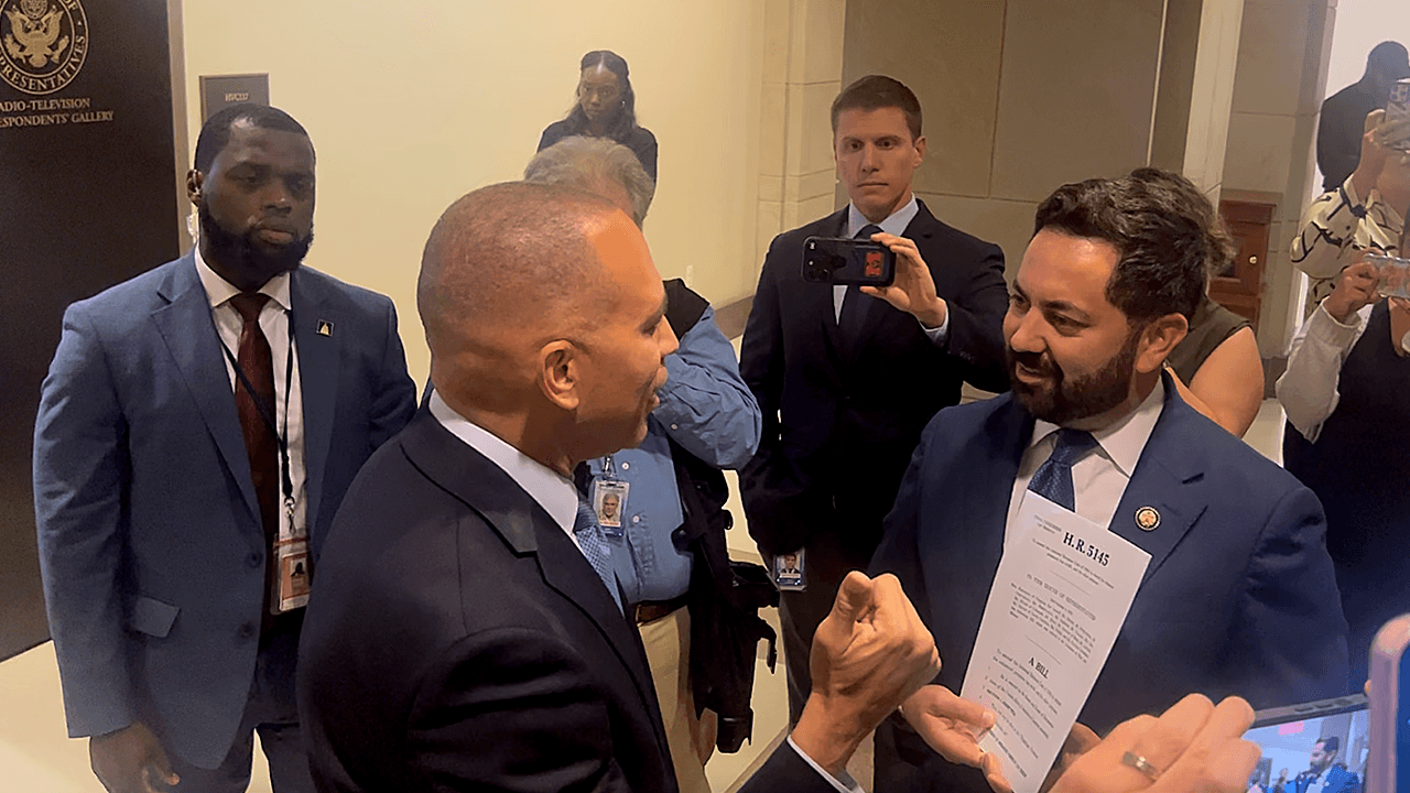Jeffries tells Lawler to 'keep your mouth shut' as shutdown sparks Capitol Hill confrontations