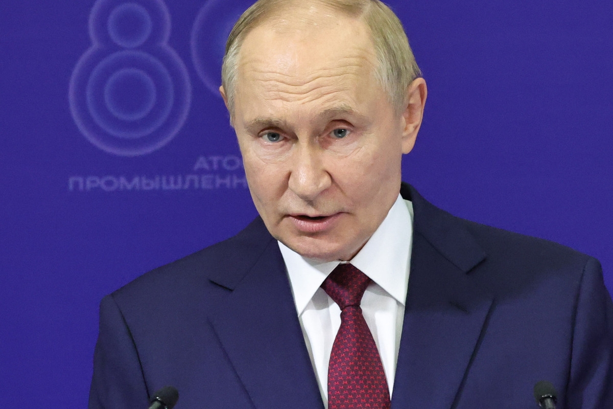 Putin, Rusya'da ideolojinin değiştirilmesini önerdi