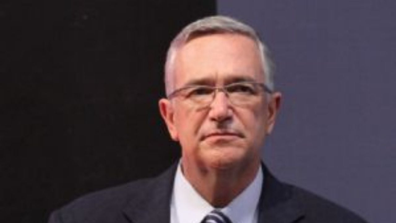 Salinas Pliego schloss sich der Welle der Empörung über die Ermordung des Bürgermeisters von Uruapan an.